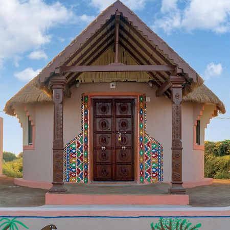 Dholavira Village Resort Extérieur photo