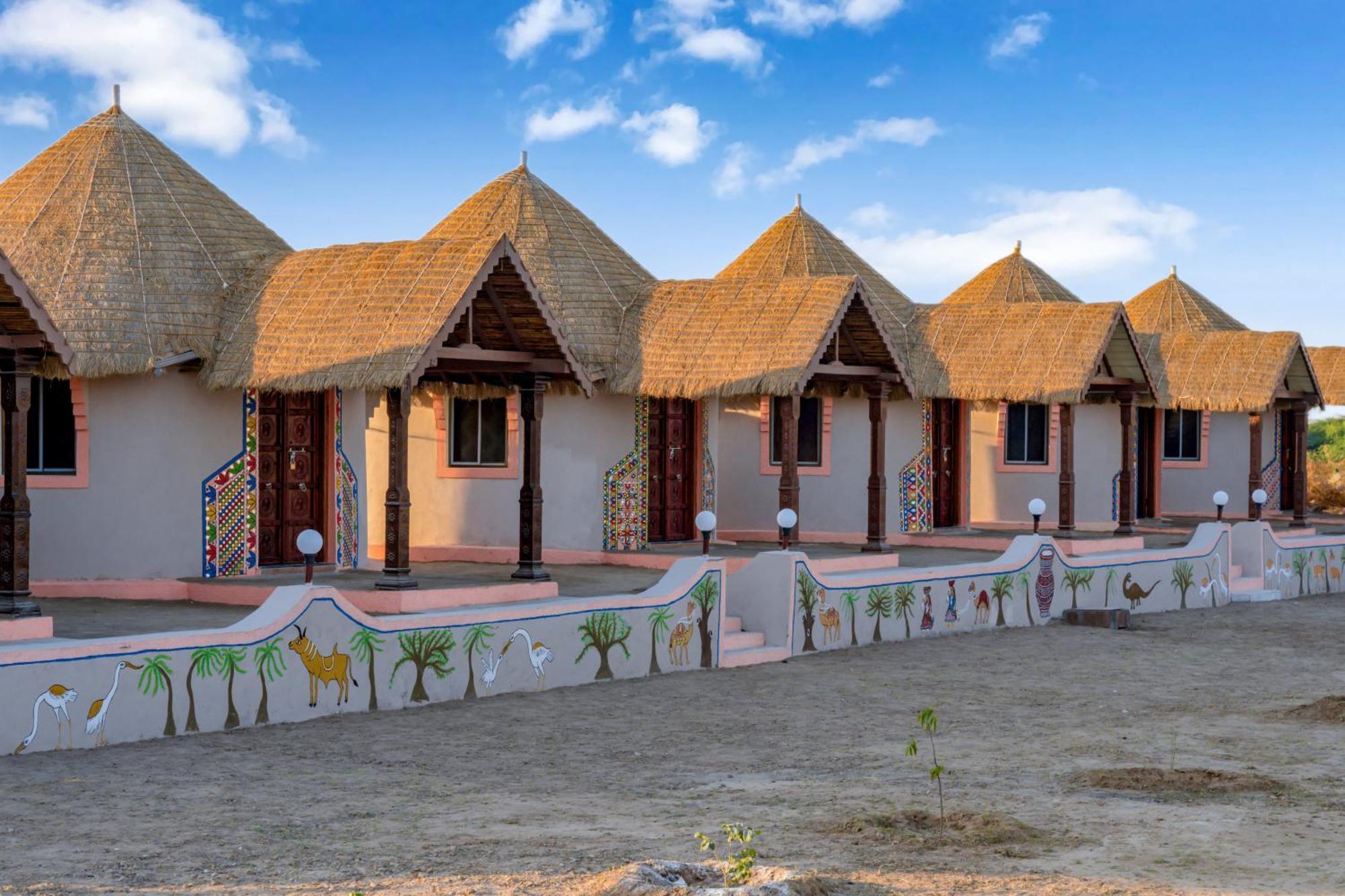 Dholavira Village Resort Extérieur photo