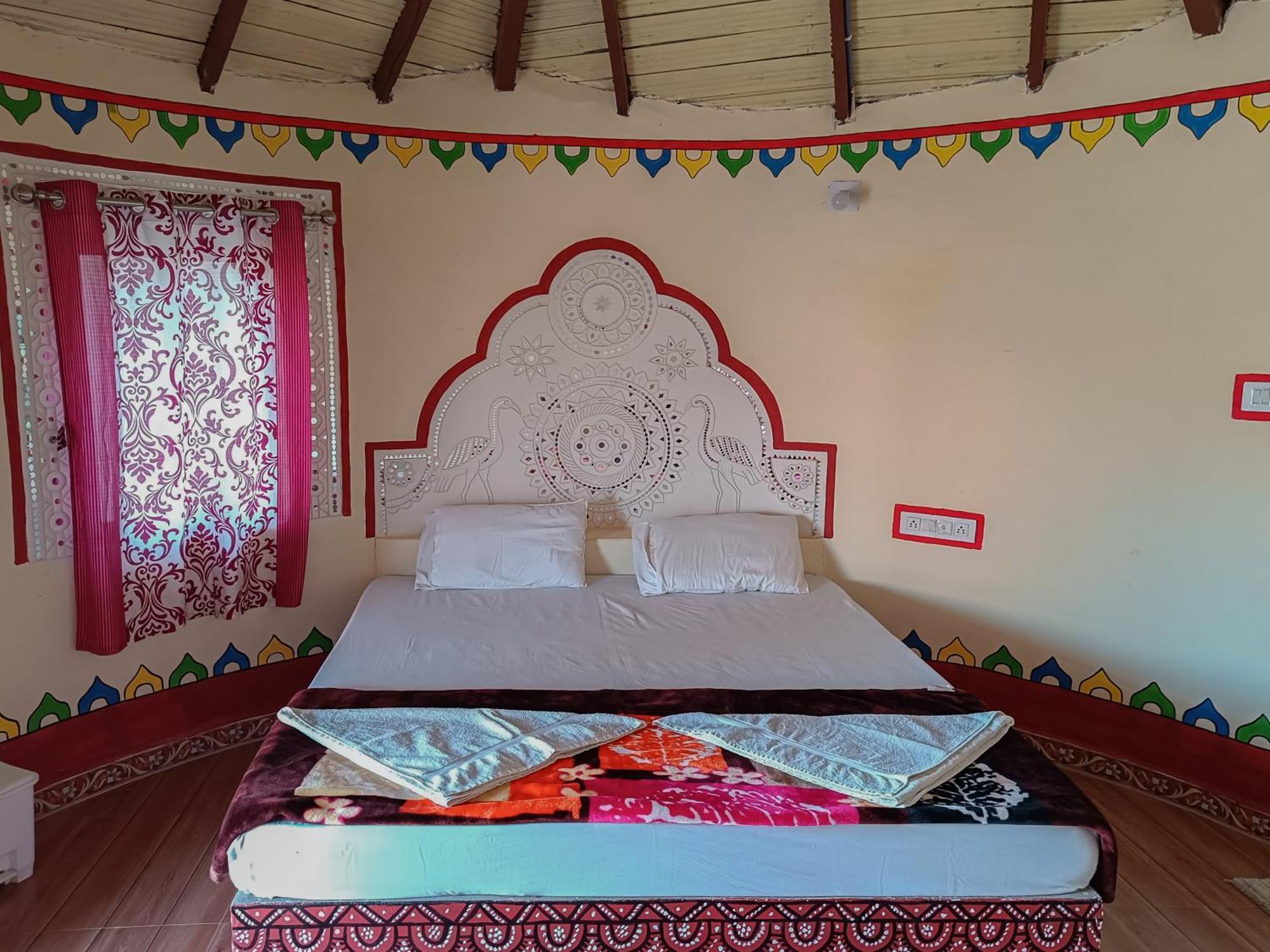 Dholavira Village Resort Extérieur photo
