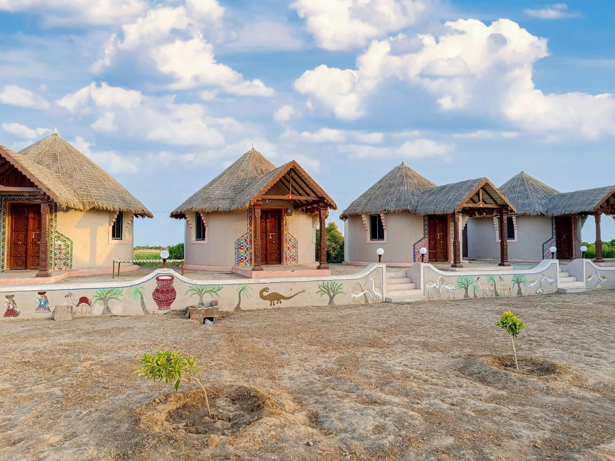 Dholavira Village Resort Extérieur photo